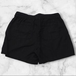 Old Navy Women's Black Cargo Shorts Size Small (S) B14